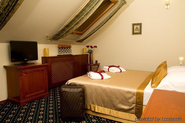 Boutique Hotel Seven Days Praha Rom bilde